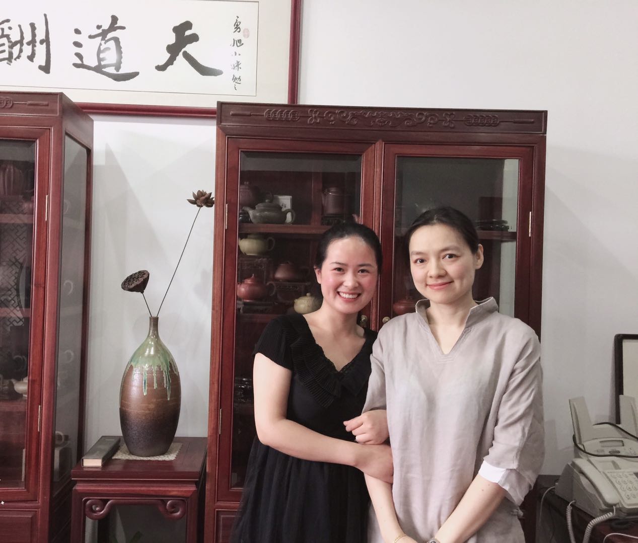 与国际象棋女子特级大师诸宸壶艺交流.jpg